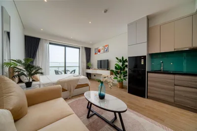 Estudio con vistas al mar — Comzy Homestay Ha Long